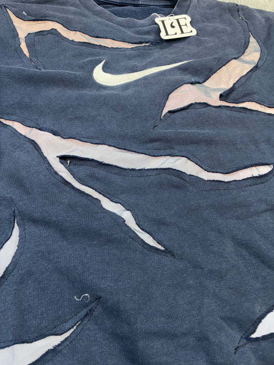 UPCYCLED Nike Vintage Reflective Sweatshirt Size S