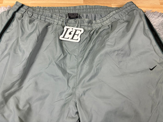 Nike Herren Vintage Nylonhose Größe XL