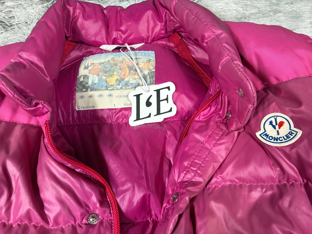 Vintage Moncler Grenoble pink puffer hood detail