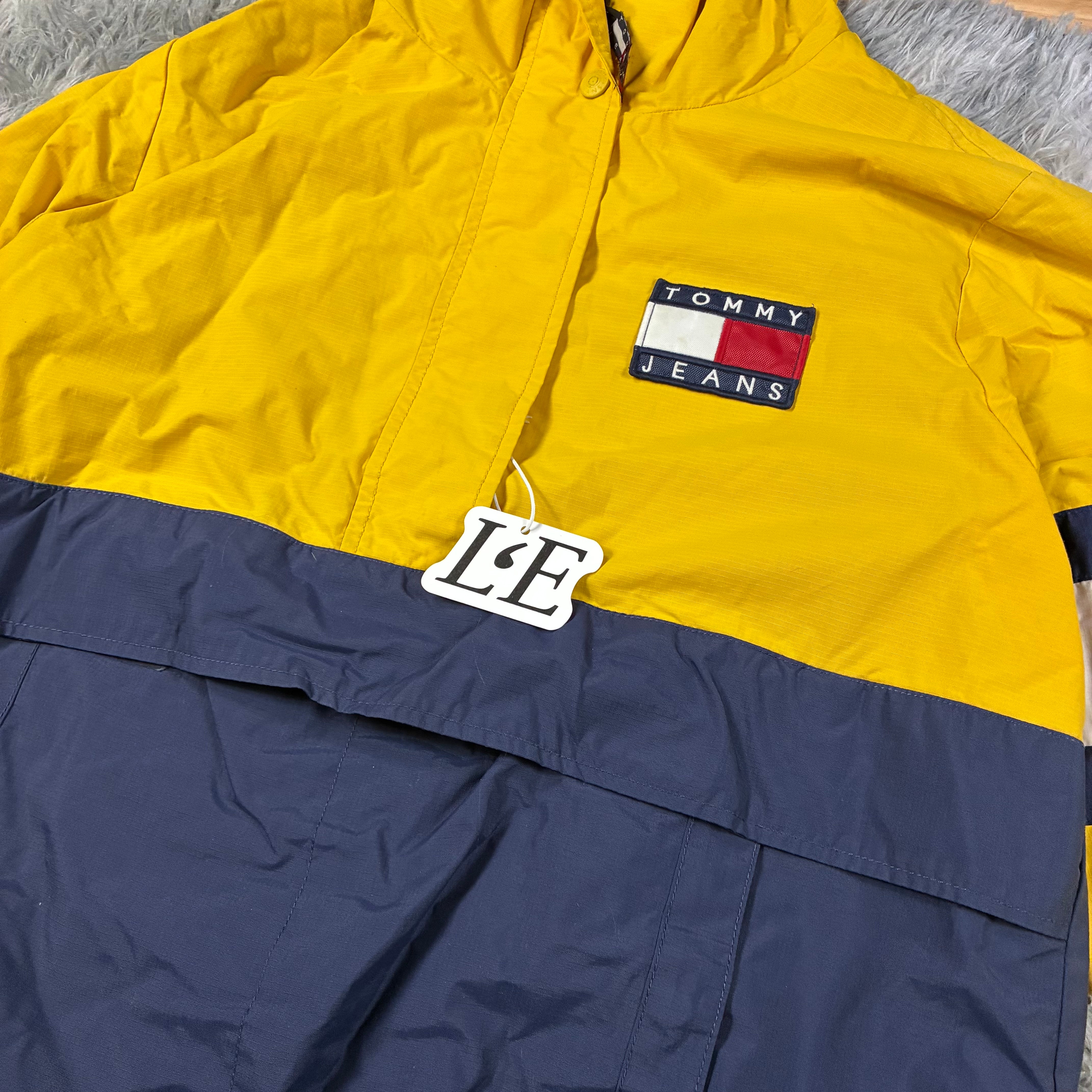 Womens  Vintage 90s Tommy Hilfiger Fleece Windbreak Jacket Size S-M
