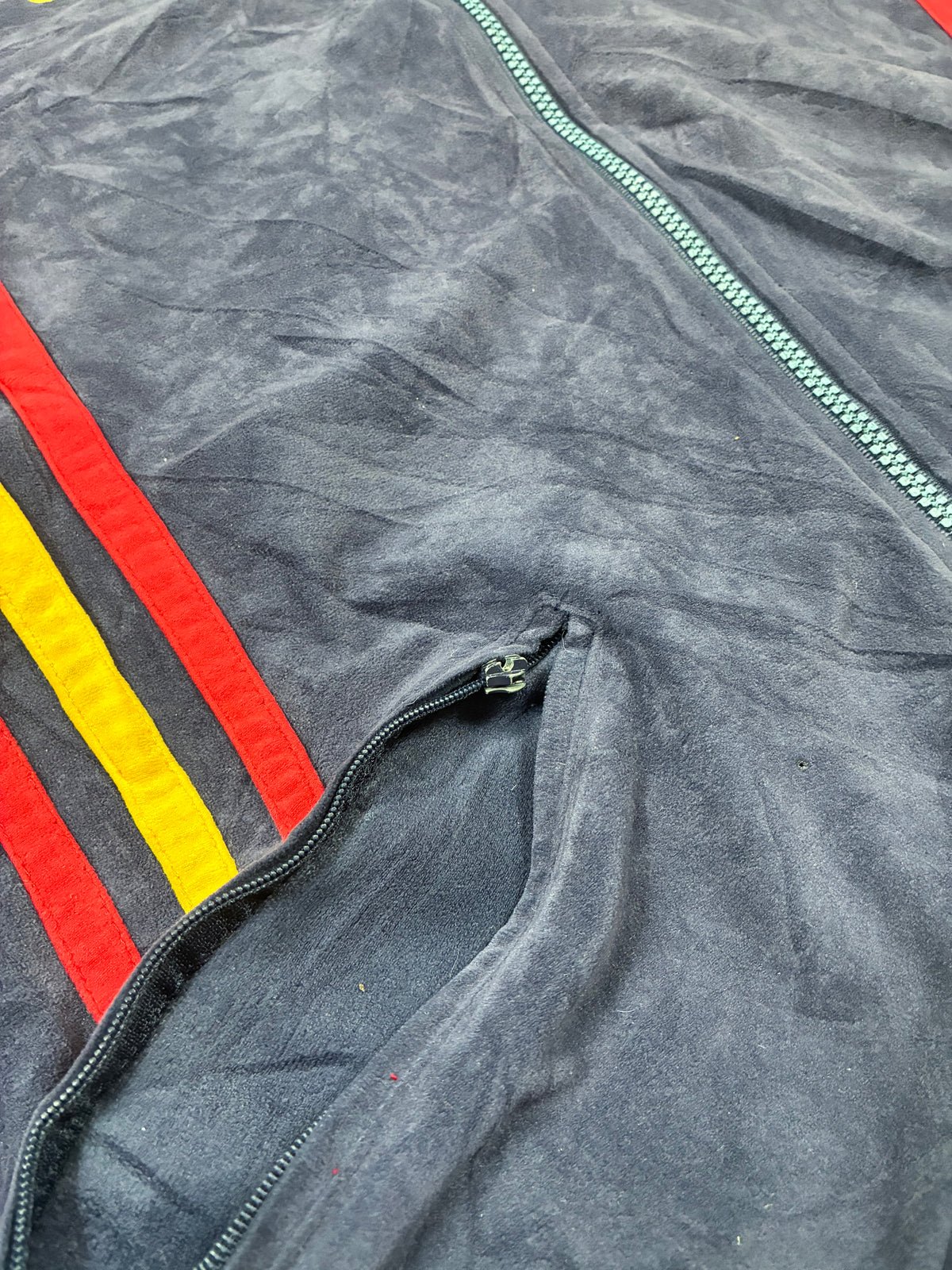 Adidas Spain velvet jacket zipper detail