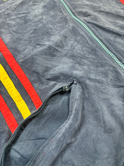 Adidas Spain velvet jacket zipper detail