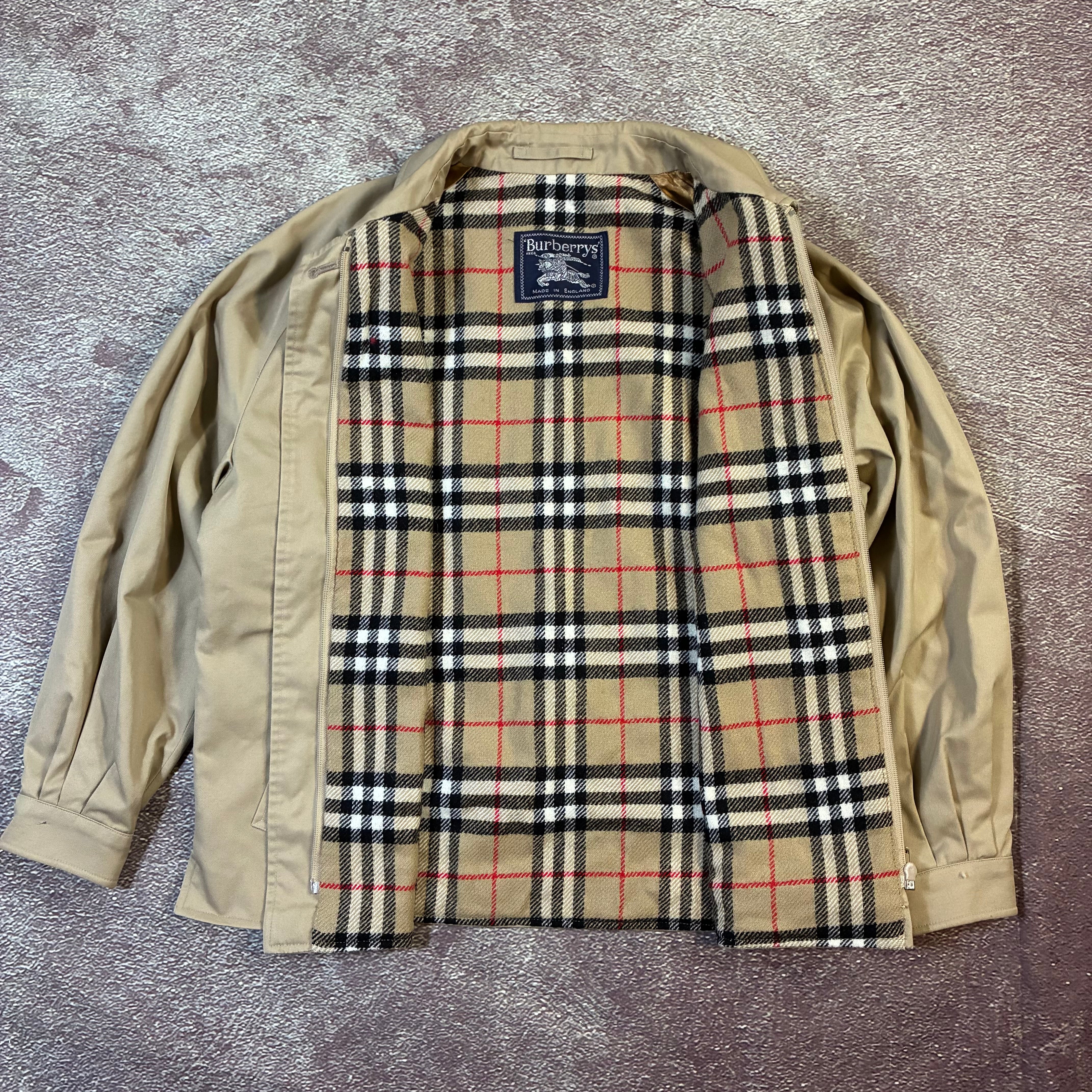 Women’s Burberrys Jacket Size S-M