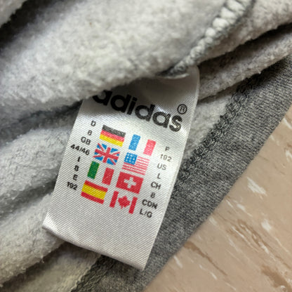 Vintage Men’s 90s Adidas Sweatshirt Size L-XL