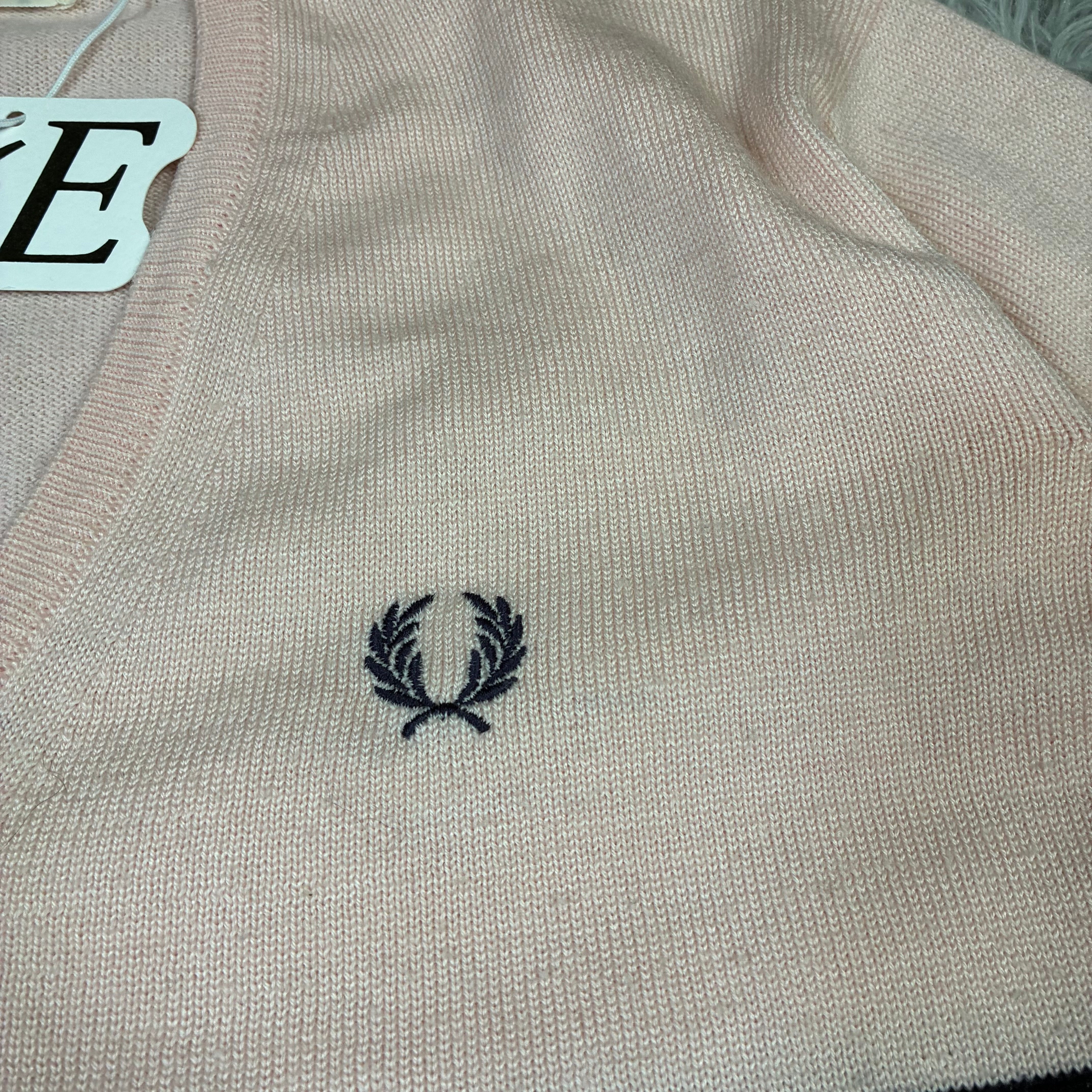 Fred Perry Vintage V-Neck Sweater Size S-M