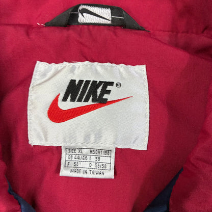 Nike Men’s Vintage 90s  Big Logo, Center Log Jacket  Size XL