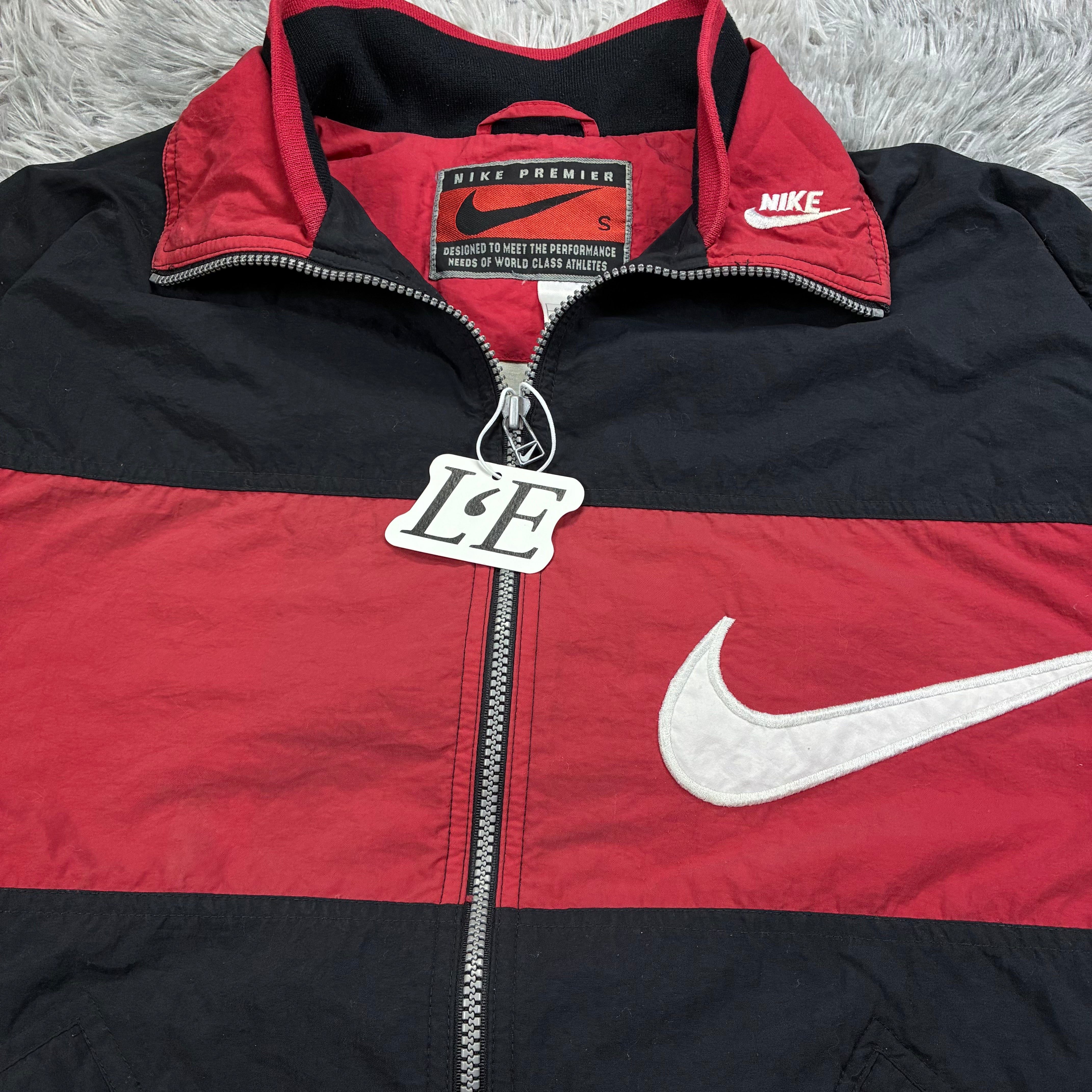 Nike Mens Vintage 90s  Big Logo, Center Log Jacket  Size S-M