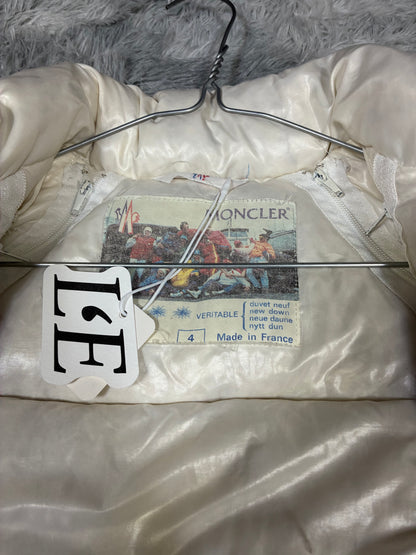 Vintage Moncler Grenoble made in France tag
