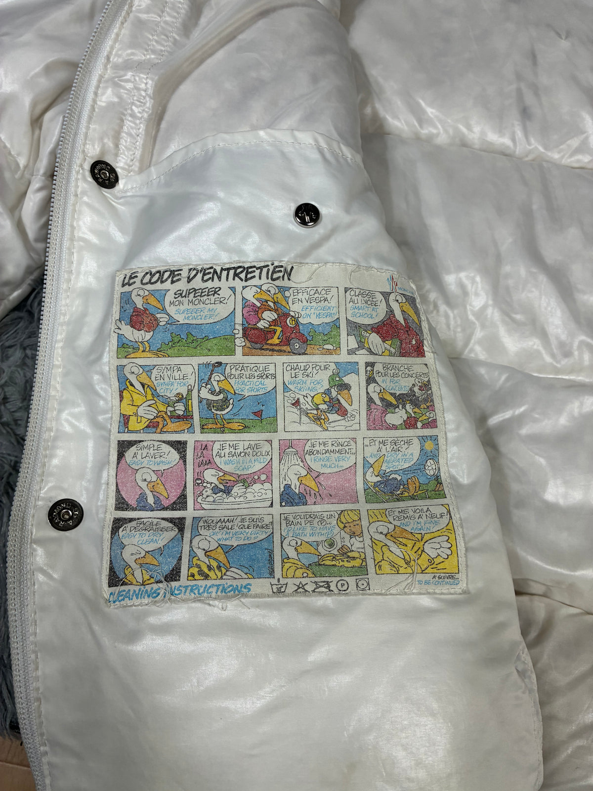 Vintage Moncler Grenoble white puffer hood