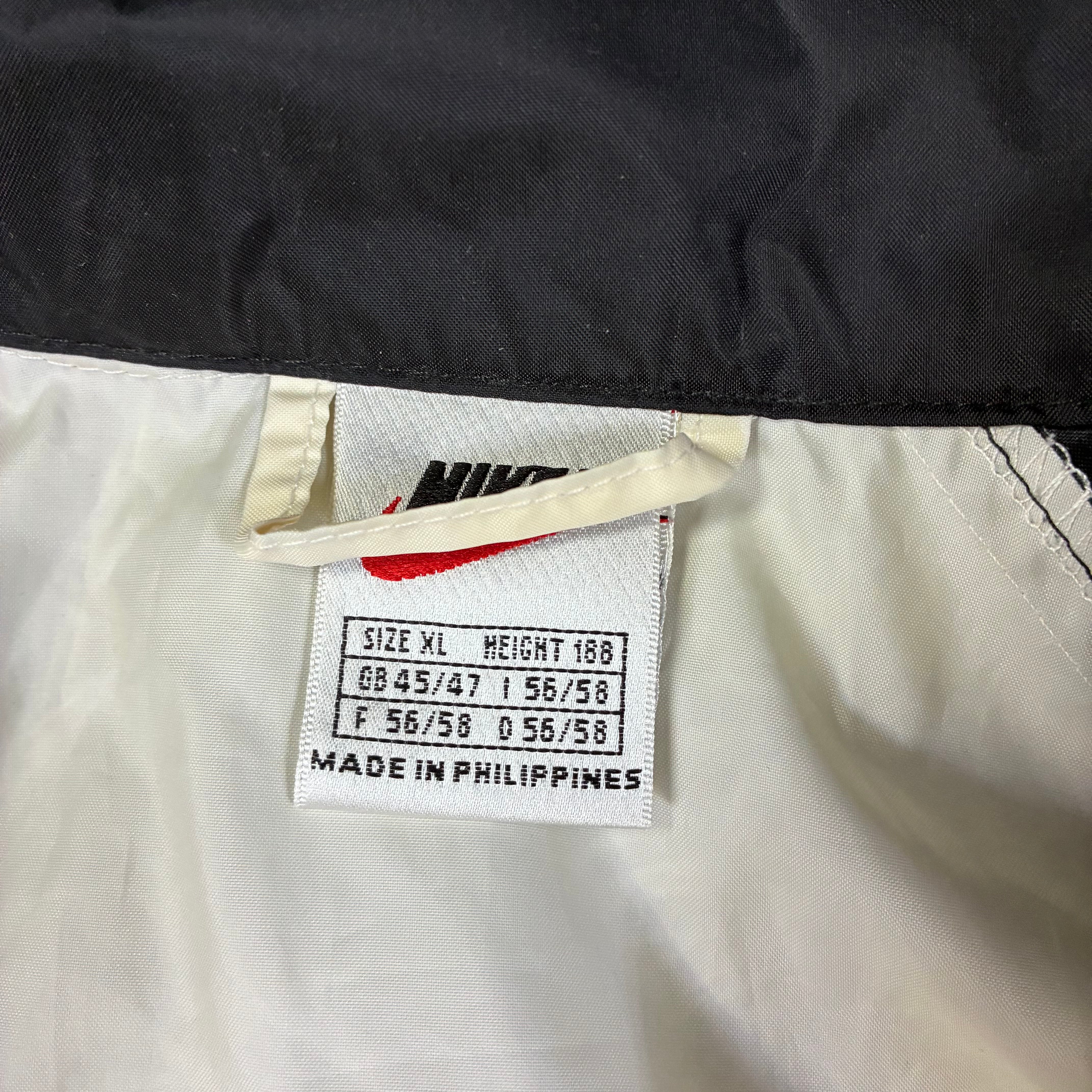 Nike Men’s Vintage 90s  Big Logo, Center Log Jacket  Size XL