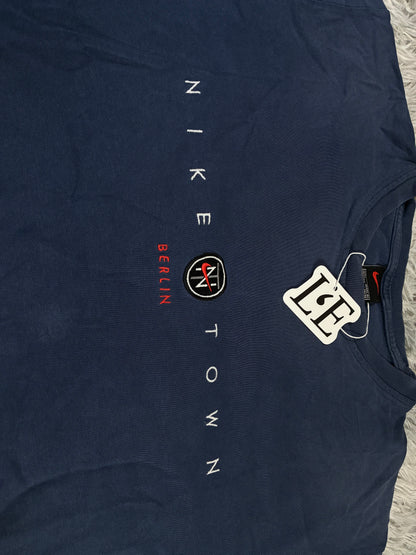 Nike Town Berlin T-Shirt Size M-L