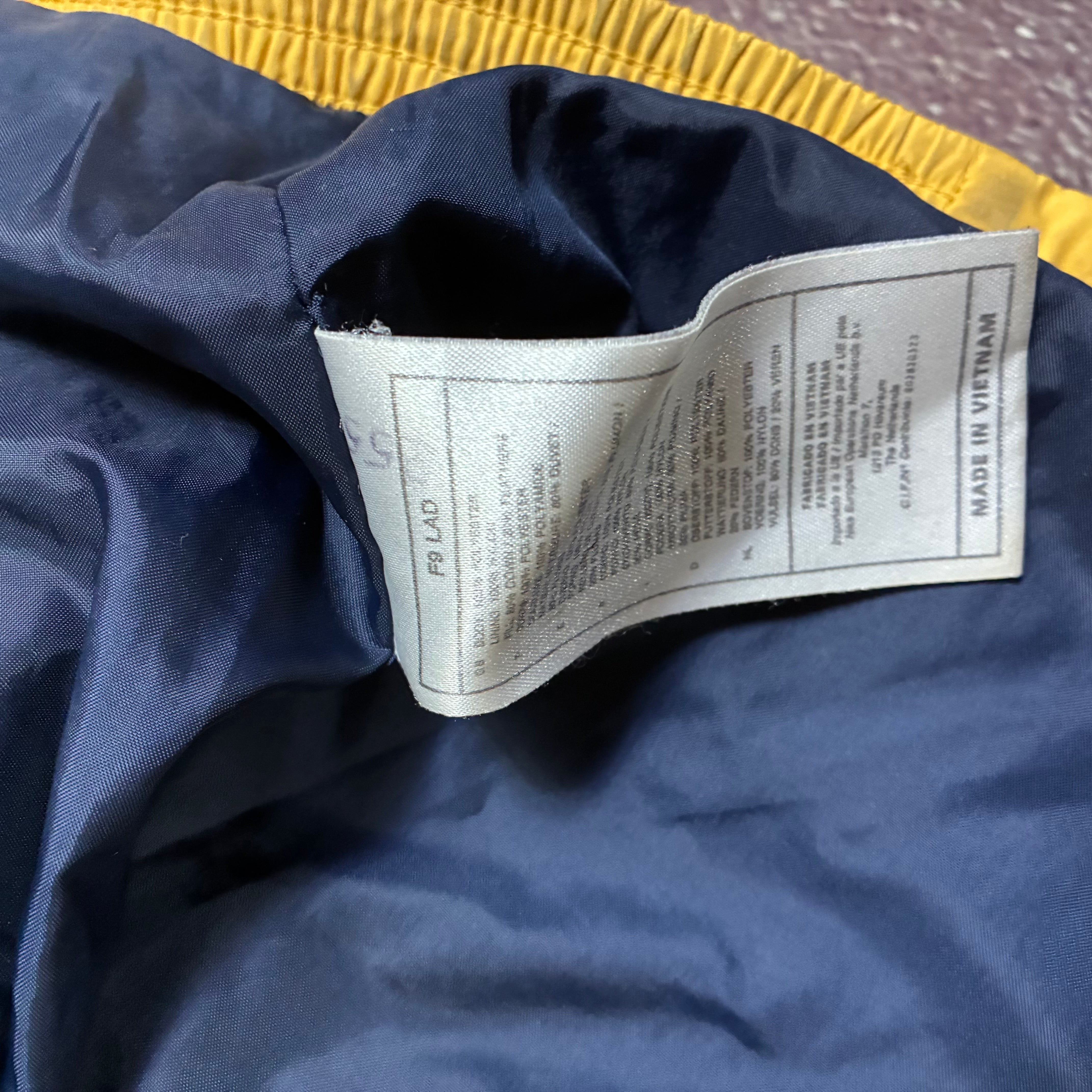 Men’s Nike Vintage Goose Down Centre Logo Puffer Jacket Size M