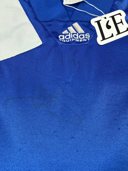 Adidas Schalke 04 vintage jersey size tag close-up