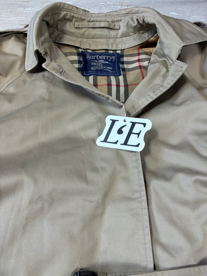 Women’s Burberrys Trench Coat Size M