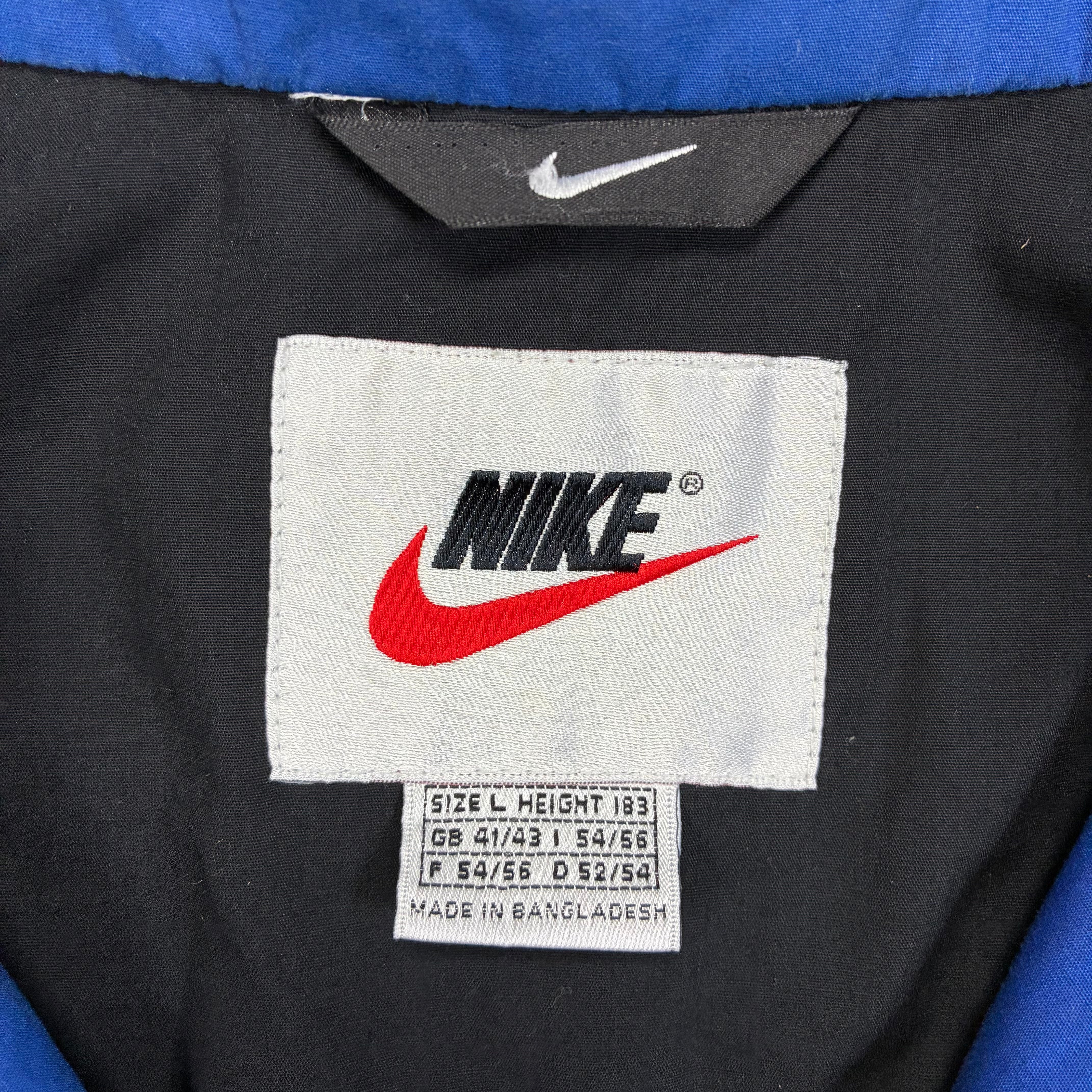 Nike Men’s Vintage 90s  Big Logo, Center Log Jacket  Size L