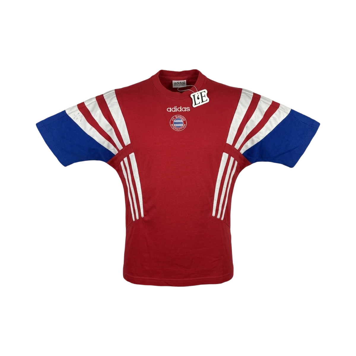 Vintage Adidas FC Bayern Munich 1995-96 T-shirt — front view