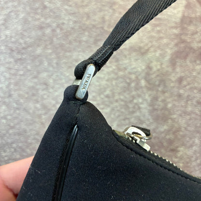Vintage Prada ReNylon Luna Rossa Tasche