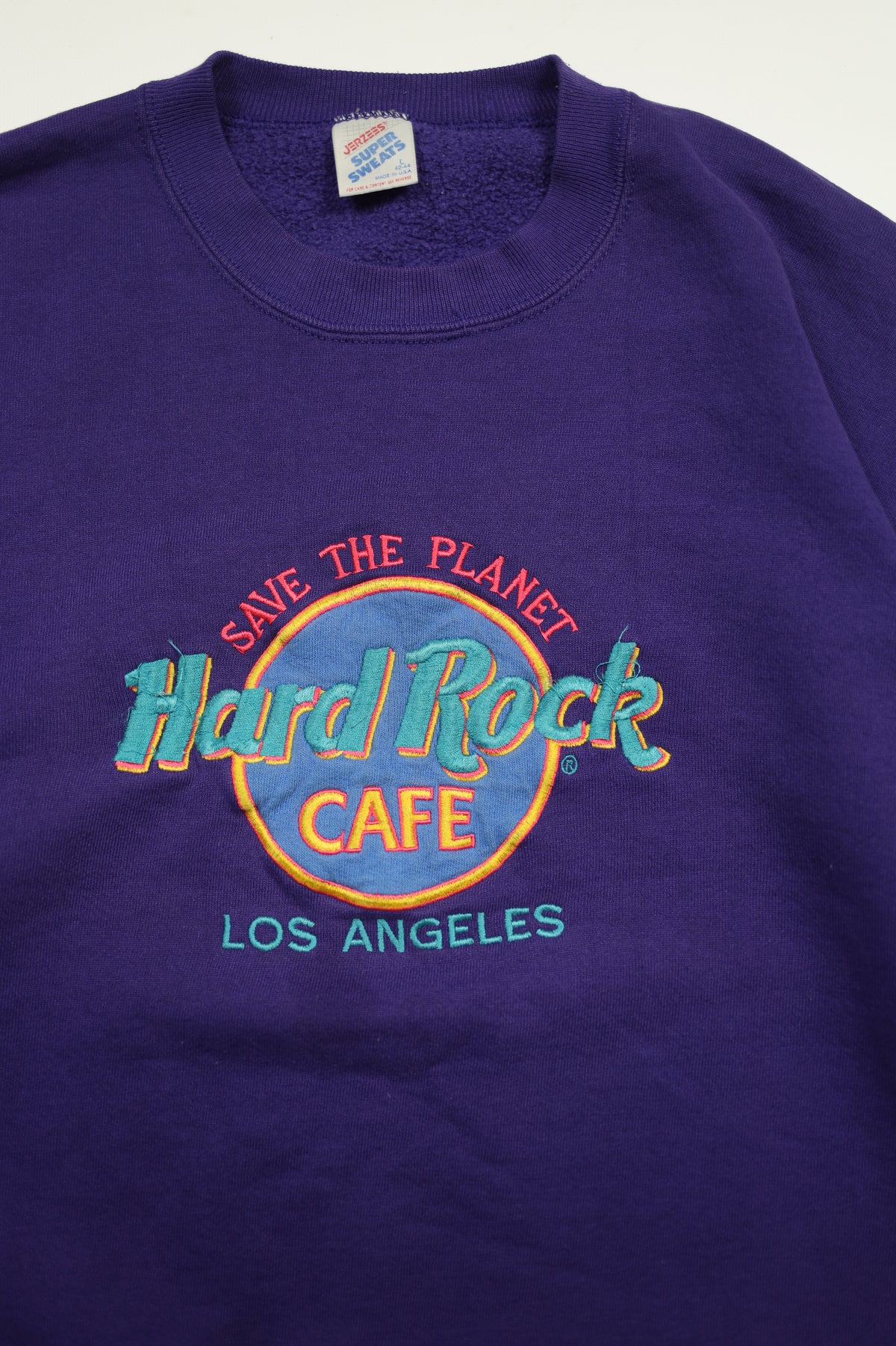 Hard Rock Cafe LA sweatshirt size tag