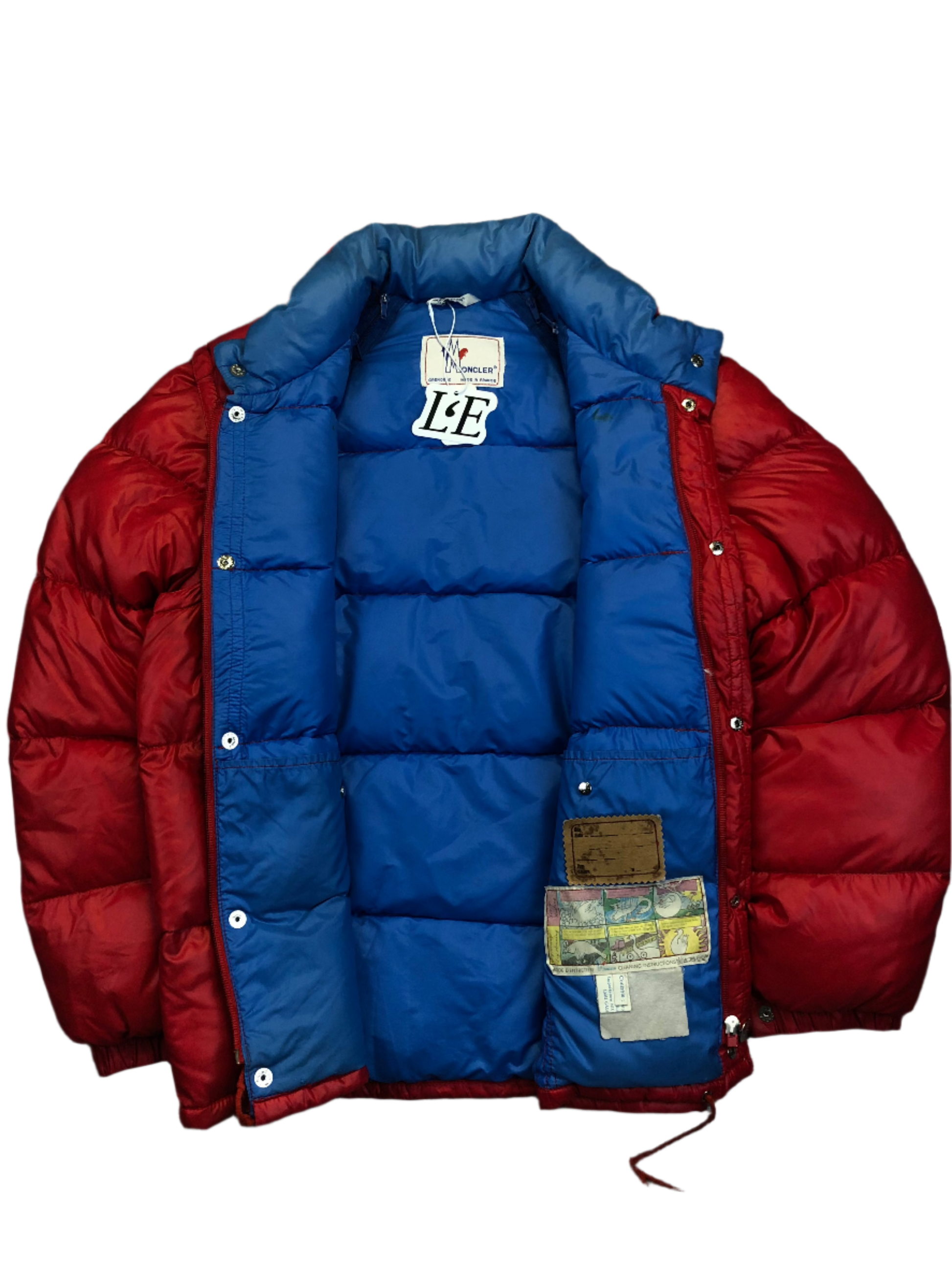 Vintage Moncler Grenoble red puffer logo detail