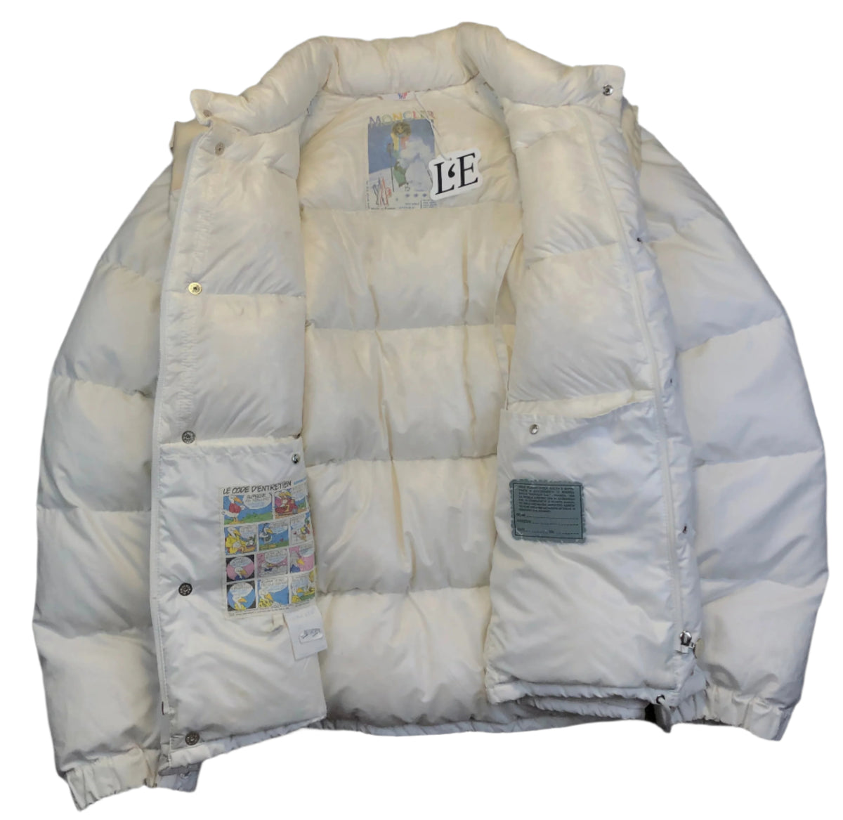 Vintage Moncler Grenoble white puffer logo detail