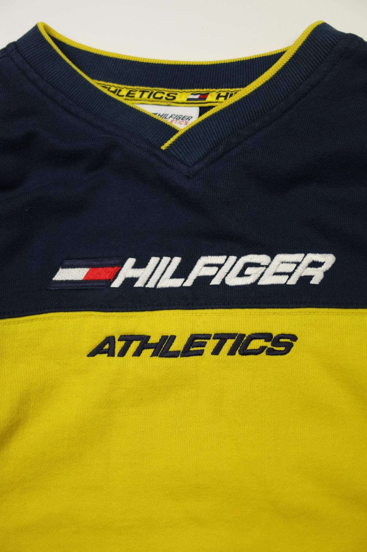 Tommy Hilfiger sweatshirt sleeve detail