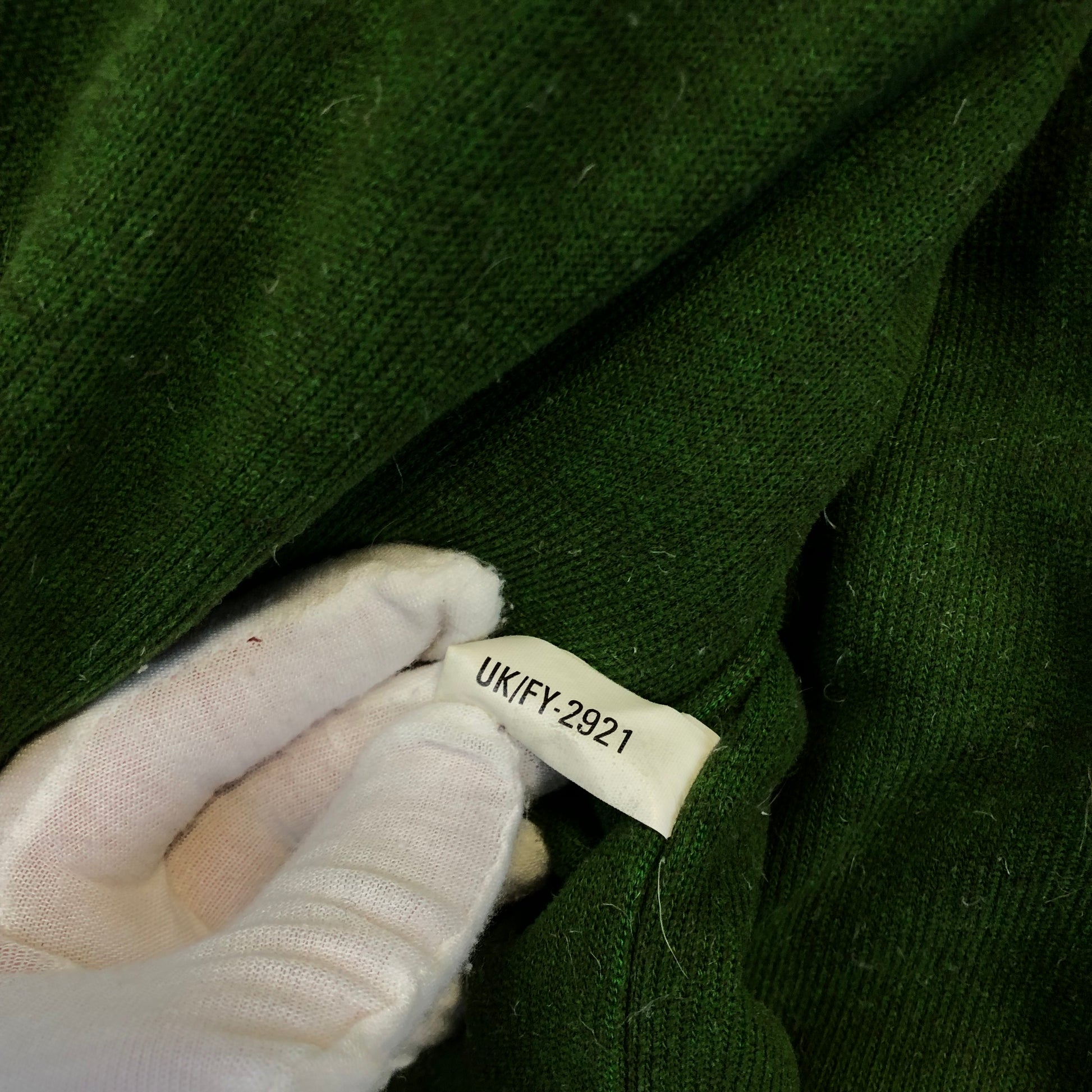 YSL puffer size tag
