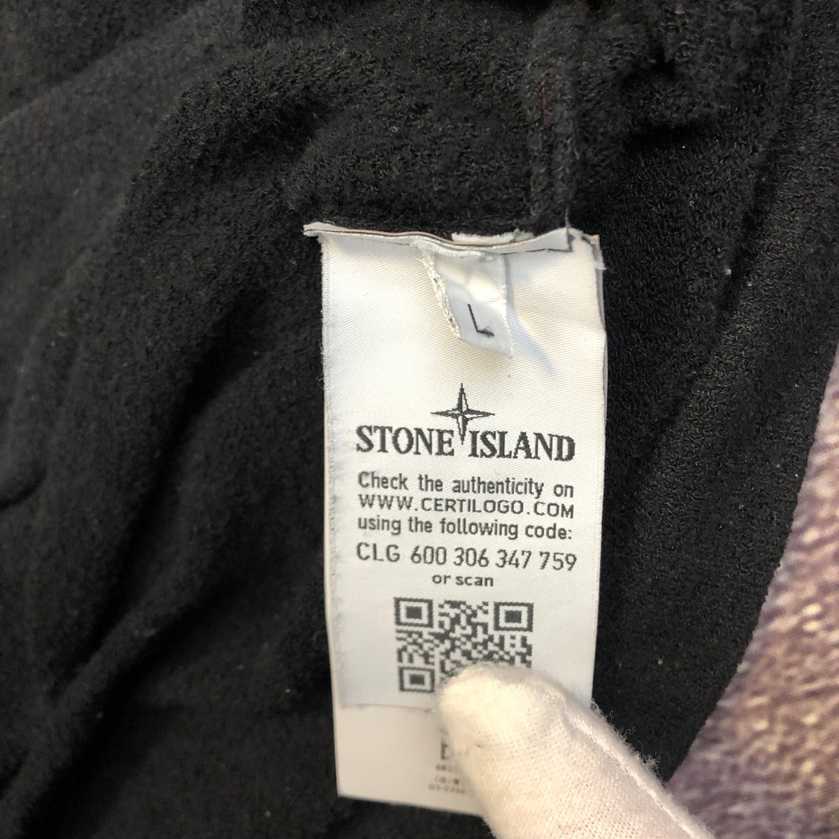 Stone Island pullover CLG code tag