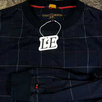 Tommy Hilfiger flag logo detail