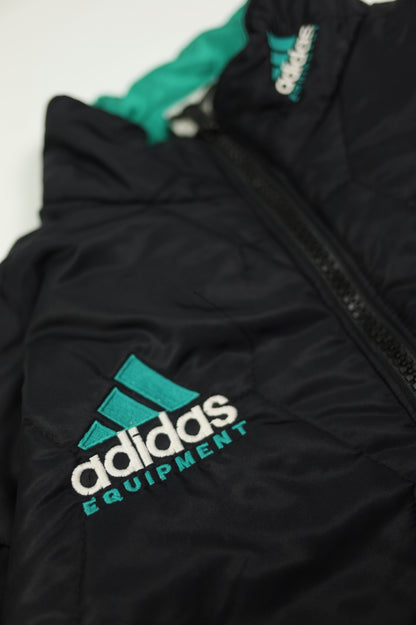 Vintage Adidas Equipment big logo detail