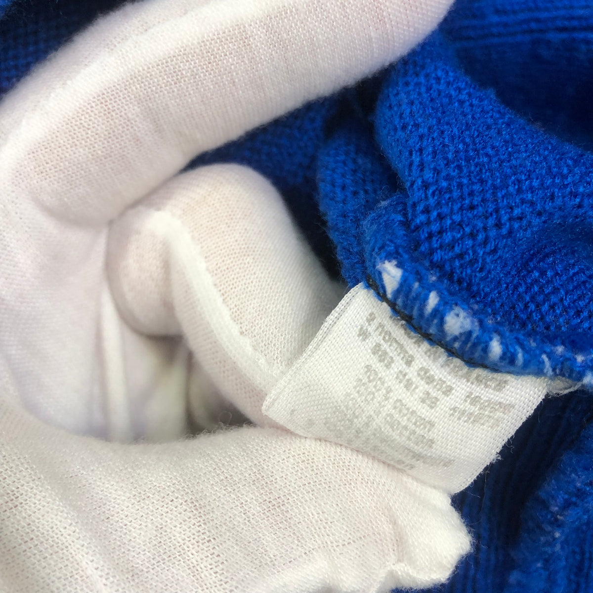 Lacoste crocodile logo detail