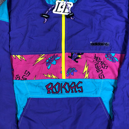 Adidas 1999 jacket logo detail