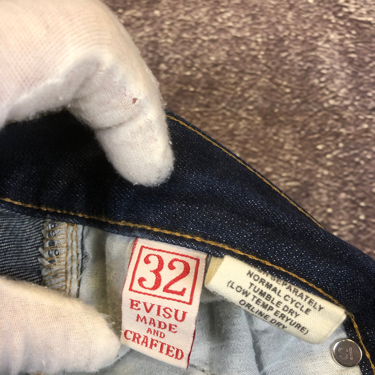 Evisu Multi Pocket Paris jeans size tag