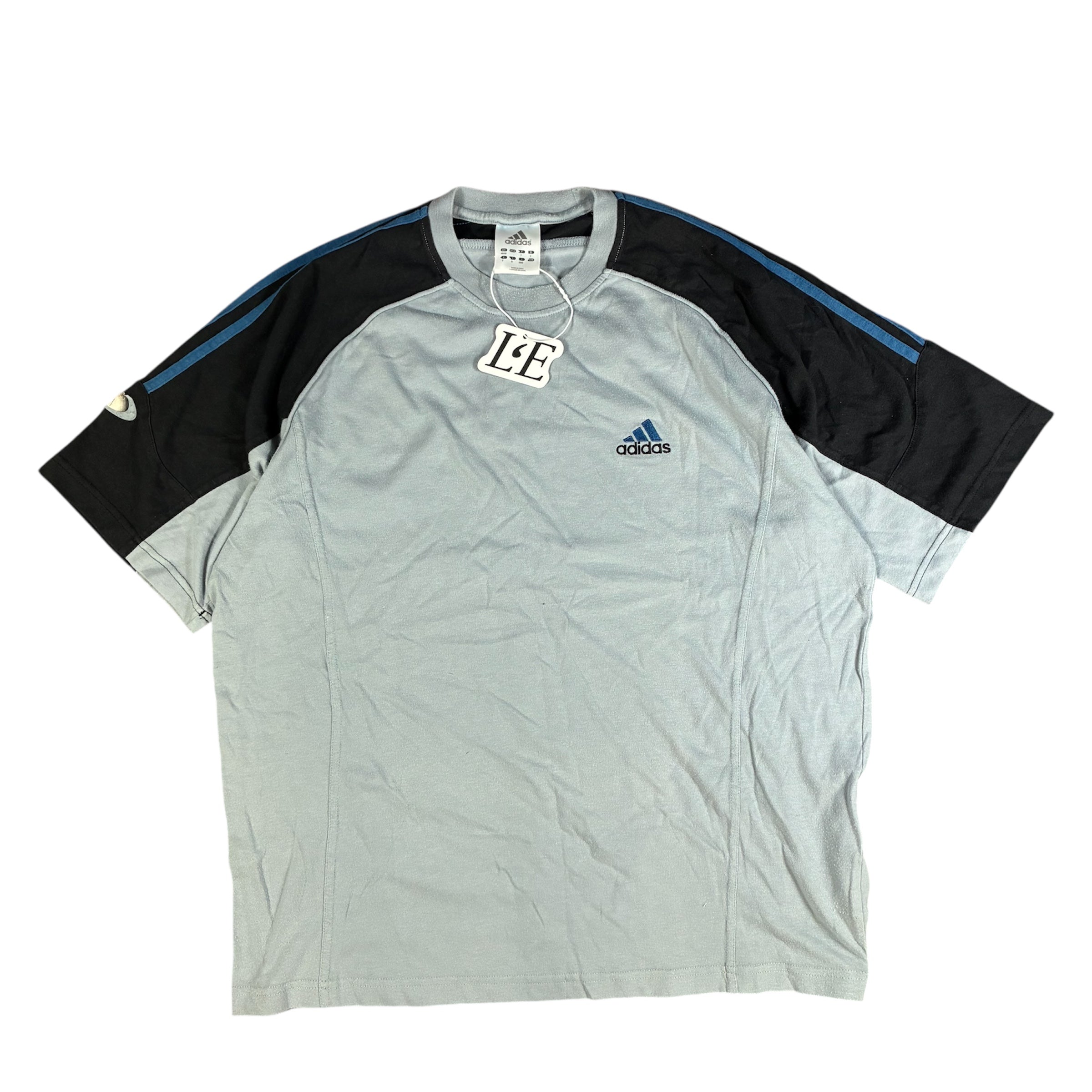 Adidas Vintage T-Shirt Size  M